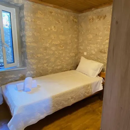 Soldatos Stone House Katokhorion  Exterior photo