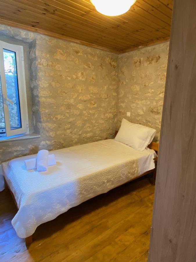 Apartment Soldatos Stone House